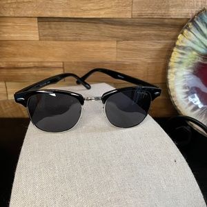 Sunglasses - Retro Clubber